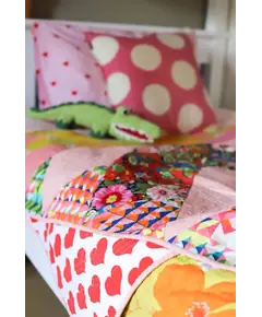 Strudel Quilt Pattern by Wife Made Designs