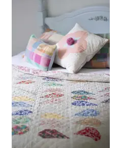 Espalier Quilt Pattern by Wife Made Designs