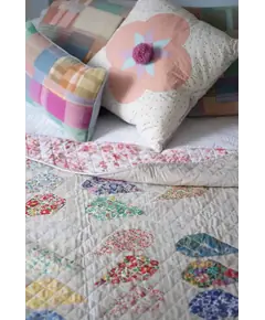 Espalier Quilt Pattern by Wife Made Designs