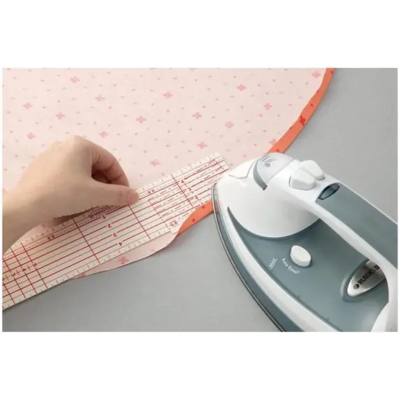 Hot Hemmer Long Ruler by Clover